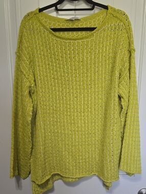 DAVI & DANI Open-Weave Lime Crewneck Sweater